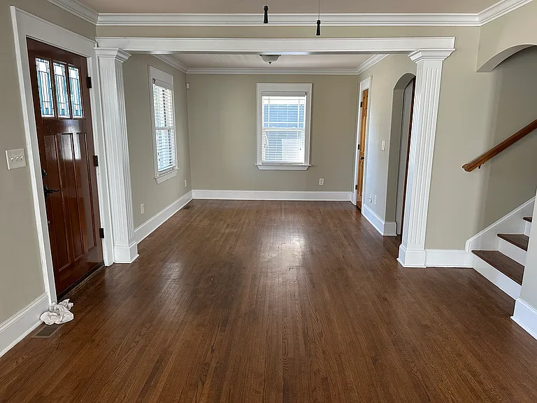 Downstairs living room (unfurnished)