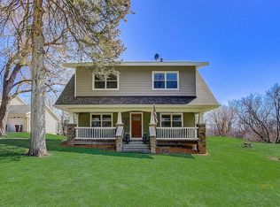 N7104 N Shore Rd, Lake Mills, WI 53551