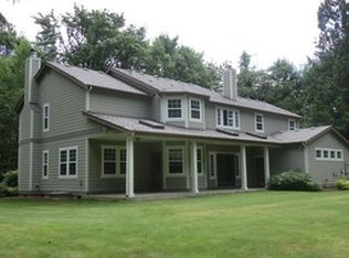 8625 Valley Green Dr SE, Olympia, WA 98513