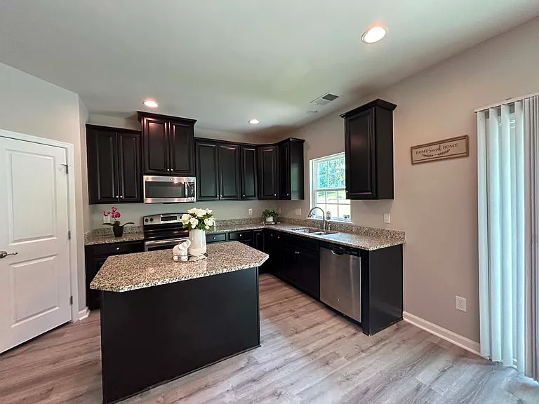 5453 Brandon Bluff Way — Photo 16