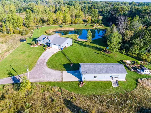 2887 Kiesel Rd, Midland, MI 48642