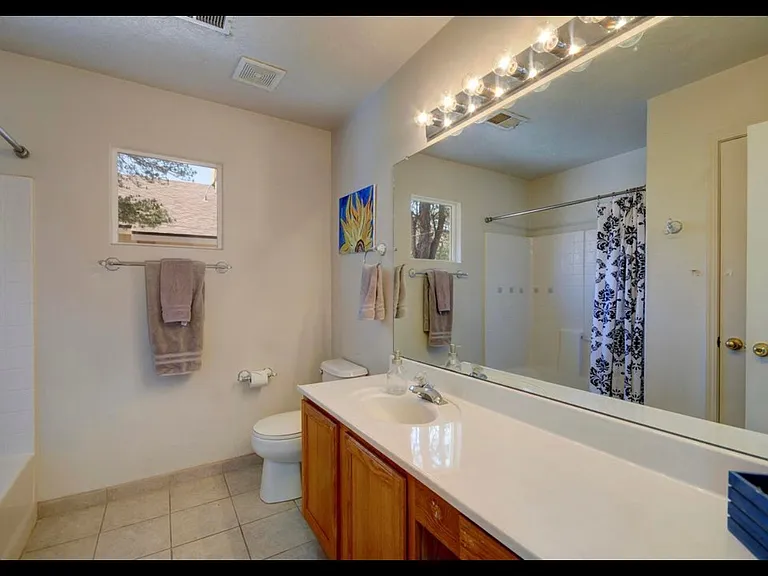 4436 Snow Heights Cir SE — Photo 3