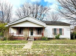 141 N Linden St, Dana, IN 47847