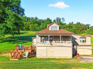 2774 Schwirian Dr, Elizabeth, PA 15037