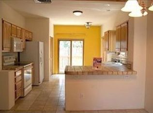 3148 La Paz Ln, Santa Fe, NM 87507