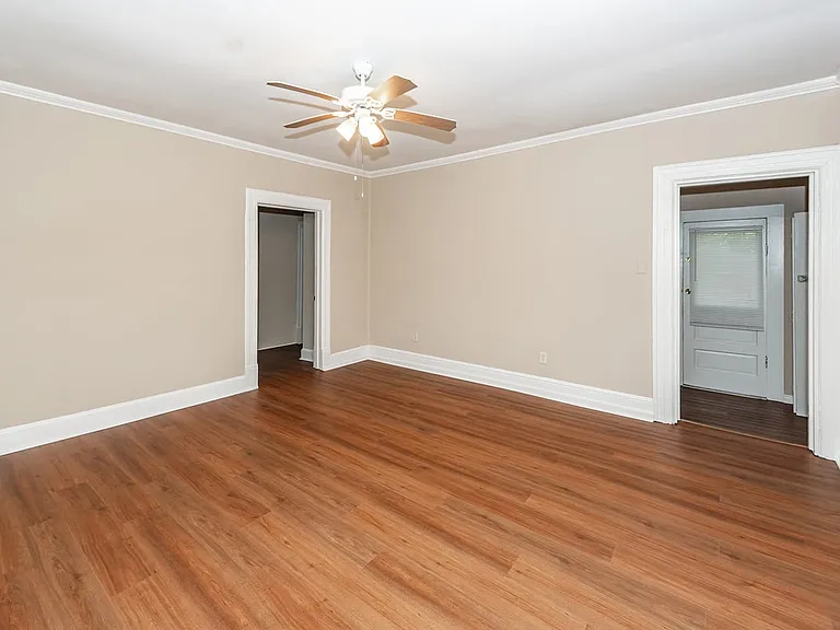 1623 Juniper St — Photo 5