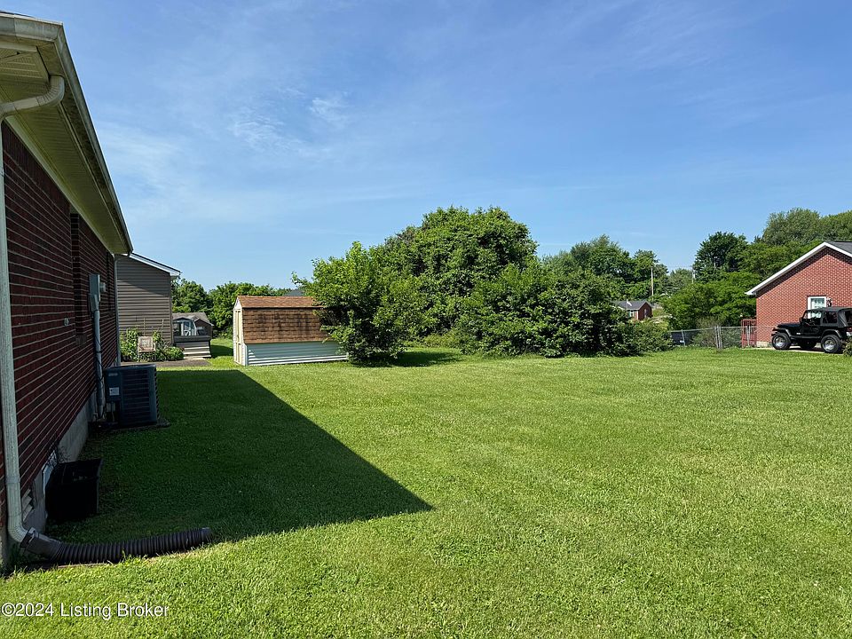 2nd image of 104 Purcell Ave