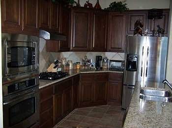 5th image of 7800 Southwest Pkwy Unit 910
