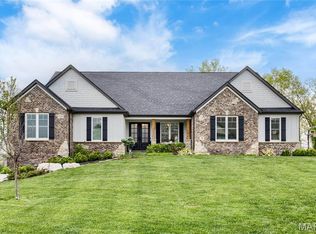 110 Westleigh Manor Dr, Wentzville, MO 63385
