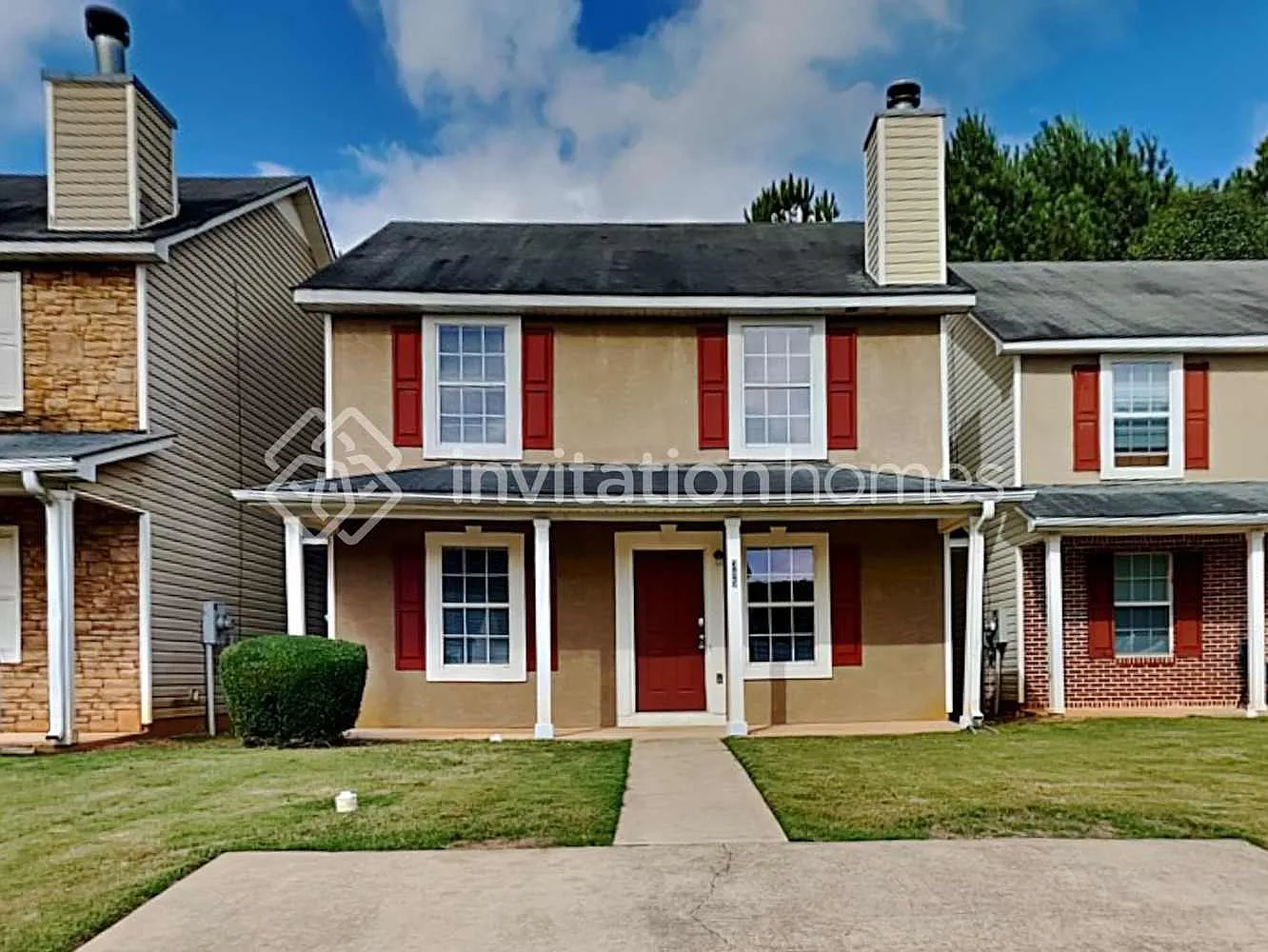 385 Crestfield Cir Covington, GA 30016 — Photo 1
