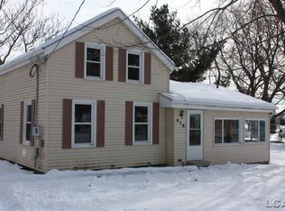 418 Adrian St, Tecumseh, MI 49286