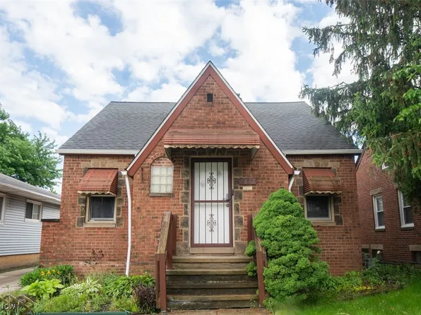 7811 Snow Rd, Parma, OH 44129