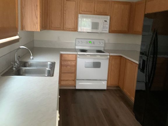 2nd image of 10423 198th Street Ct E
