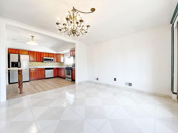 5th image of 573 Lamoka Ave #2