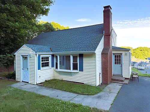 239A Vernon Ave Photo 1