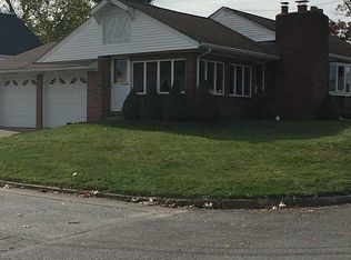 109 Gates St, Pawtucket, RI 02861