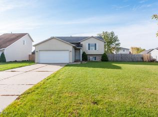 11761 Haymeadow Ct, Ravenna, MI 49451