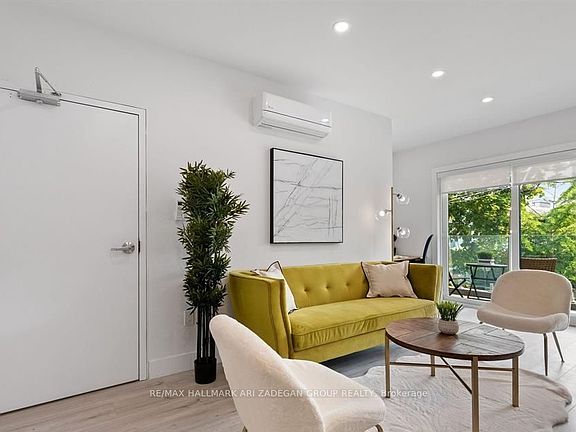 3rd image of 16 Minto St #2
