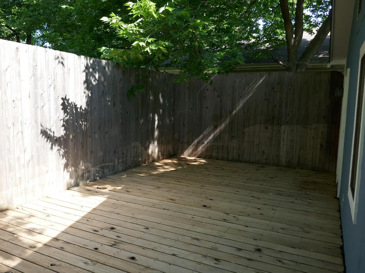 3 bed, 1200 sqft, $1,180 — Photo 2