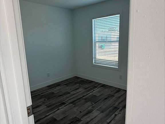 2nd image of 2561 Crane Ave