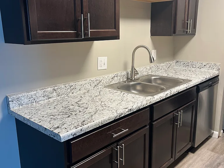Beacon Point Apartments — Photo 8