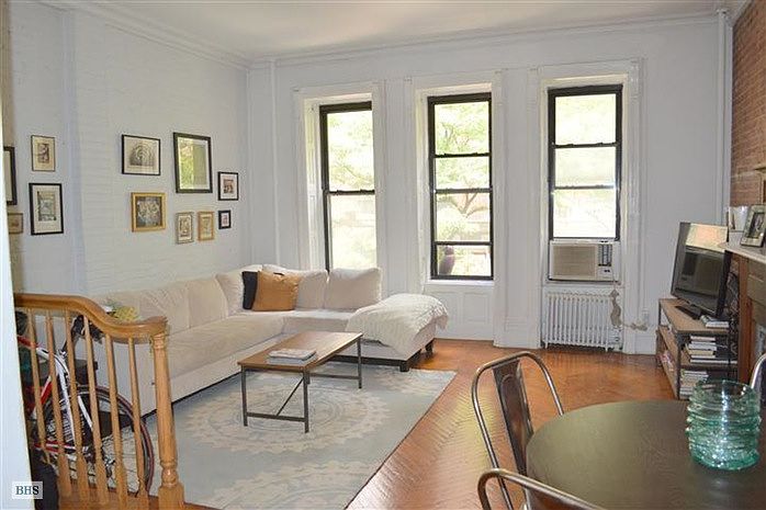 1st image of 224 W 71st St APT 3