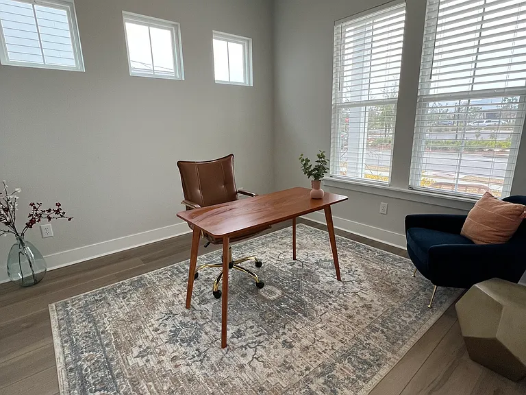 305 Citrus Dr — Photo 10