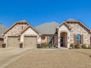 722 La Paloma Rd, Sanger, TX 76266