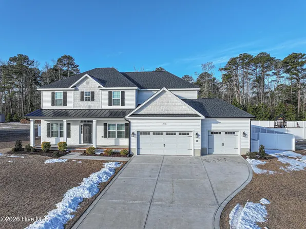 951 Appaloosa Trail, Grimesland, NC 27837