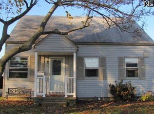 229 Van Buren Ave, Cuyahoga Falls, OH