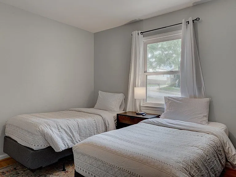 2408 Shirley St — Photo 25