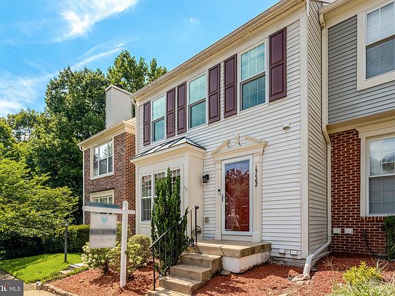 2nd image of 15462 Windsong Ln