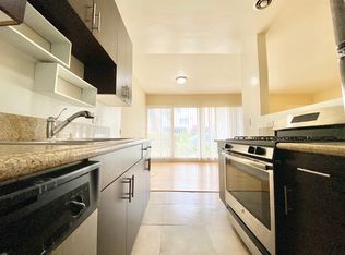 1326 N Flores St #16A, West Hollywood, CA 90069