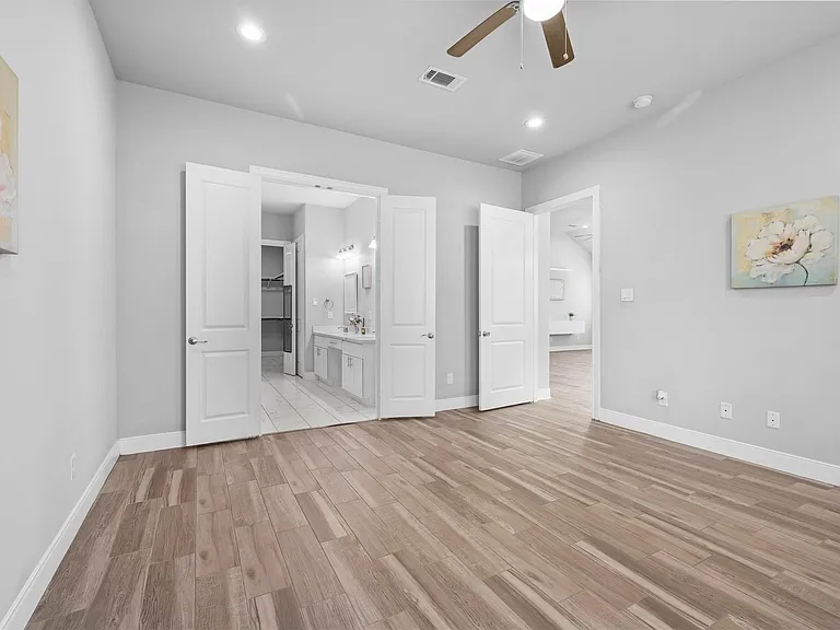 8938 Intervale St — Photo 19