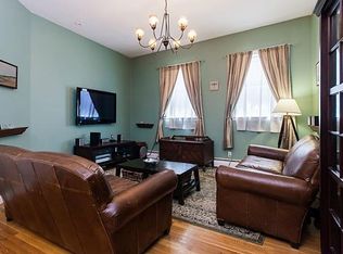 250 North St APT 1, Boston, MA 02113