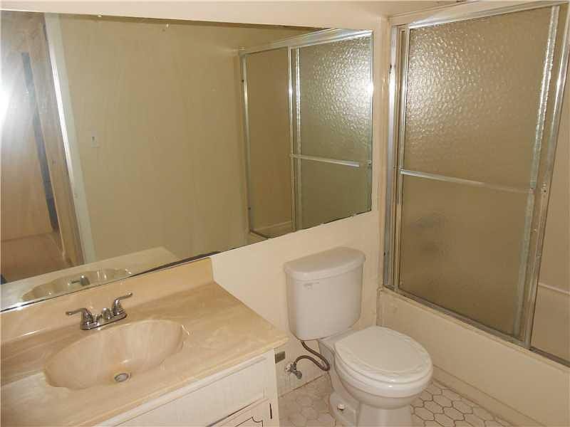 1st image of 12035 NE 2nd Ave #A208