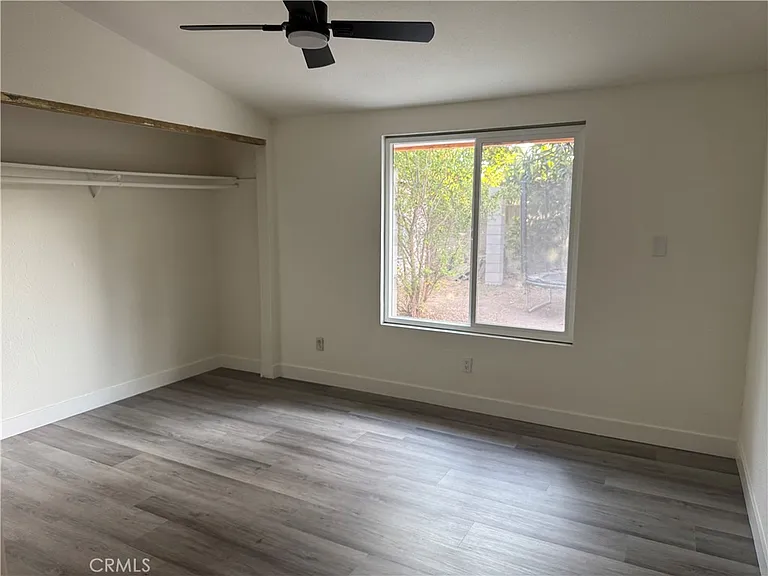 2128 W Larkspur Dr — Photo 11