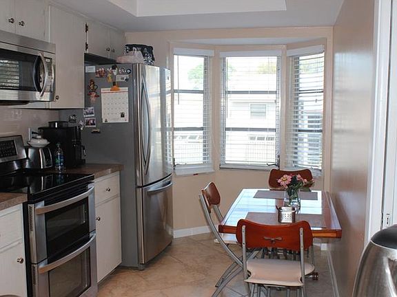 5th image of 5757 Summerside Ln #9B