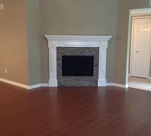 4th image of 4925 Wagner Dr