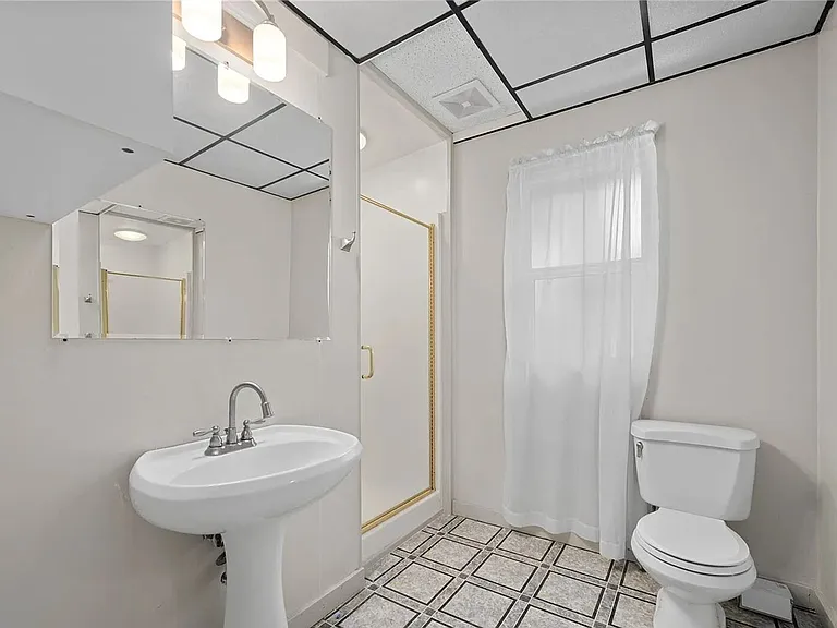 1502 E Maplewood Ave — Photo 16
