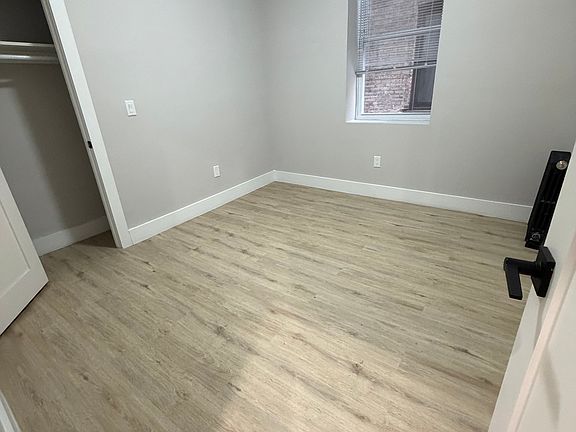 3rd image of 5008 Palisade Ave APT A4