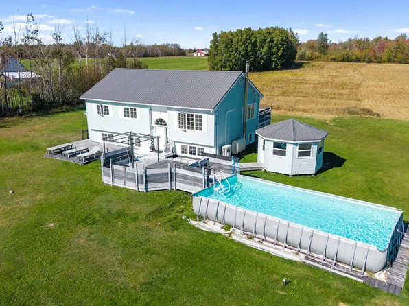 2361 N Wallace Rd, Pictou, NS B0K 2A0