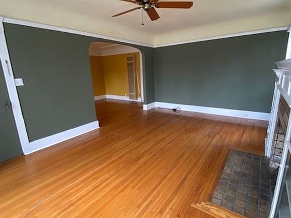 4th image of 3227 Bancroft St