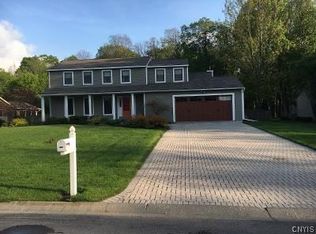 4858 Excalibur Dr, Syracuse, NY 13215