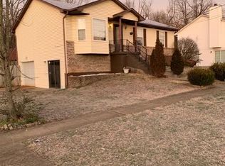 107 Tim Ct, Radcliff, KY 40160
