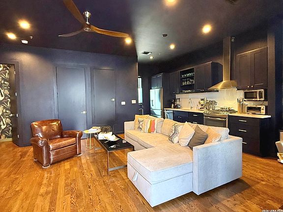 2nd image of 1154 E Euclid Ave #1154