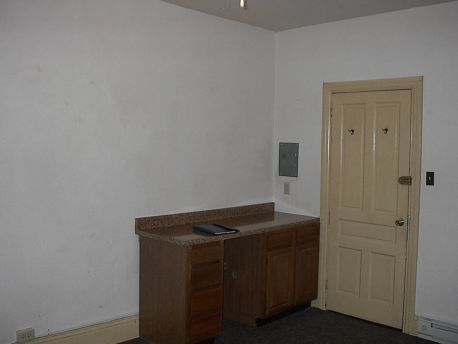 1 bed, $650 — Photo 3