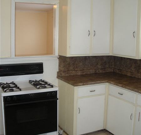 Kitchen-Stove