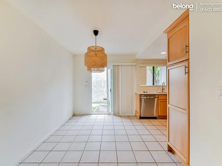 27907 Ridgecove Ct N — Photo 6