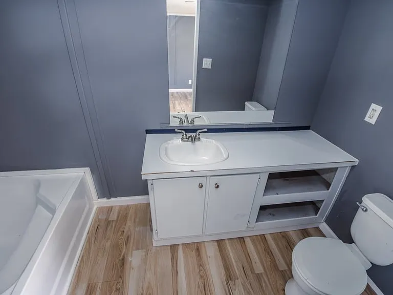 300 Randell Dr #27 — Photo 8
